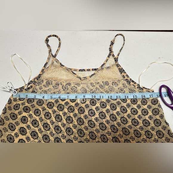 Black & Tan Cami Boho Top with Lace Trim Woman’s Size Small Juniors - Picture 5 of 9